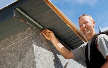 soffit installation Dodmarsh